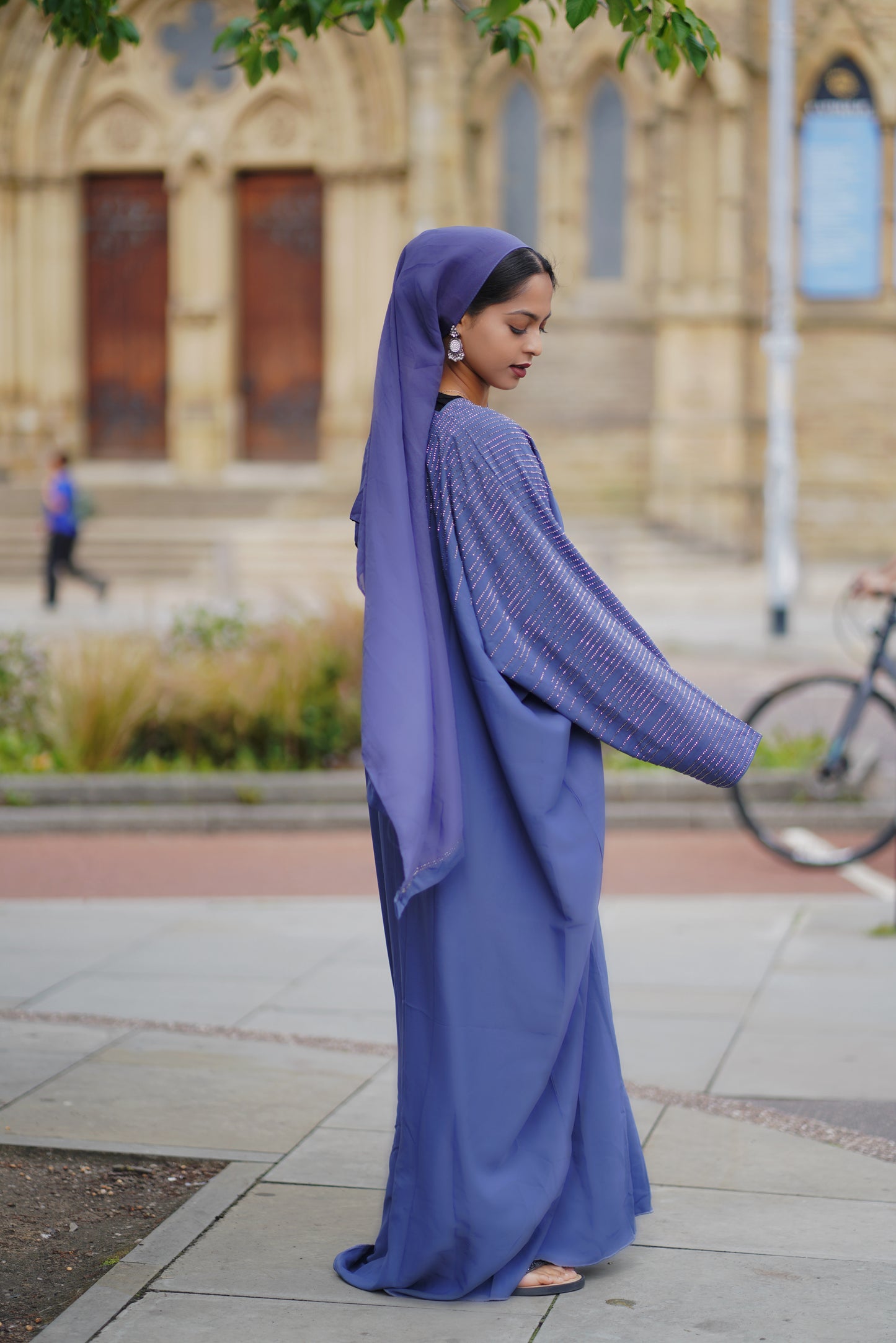 Lavender Embellished Sleeve Closed Abaya