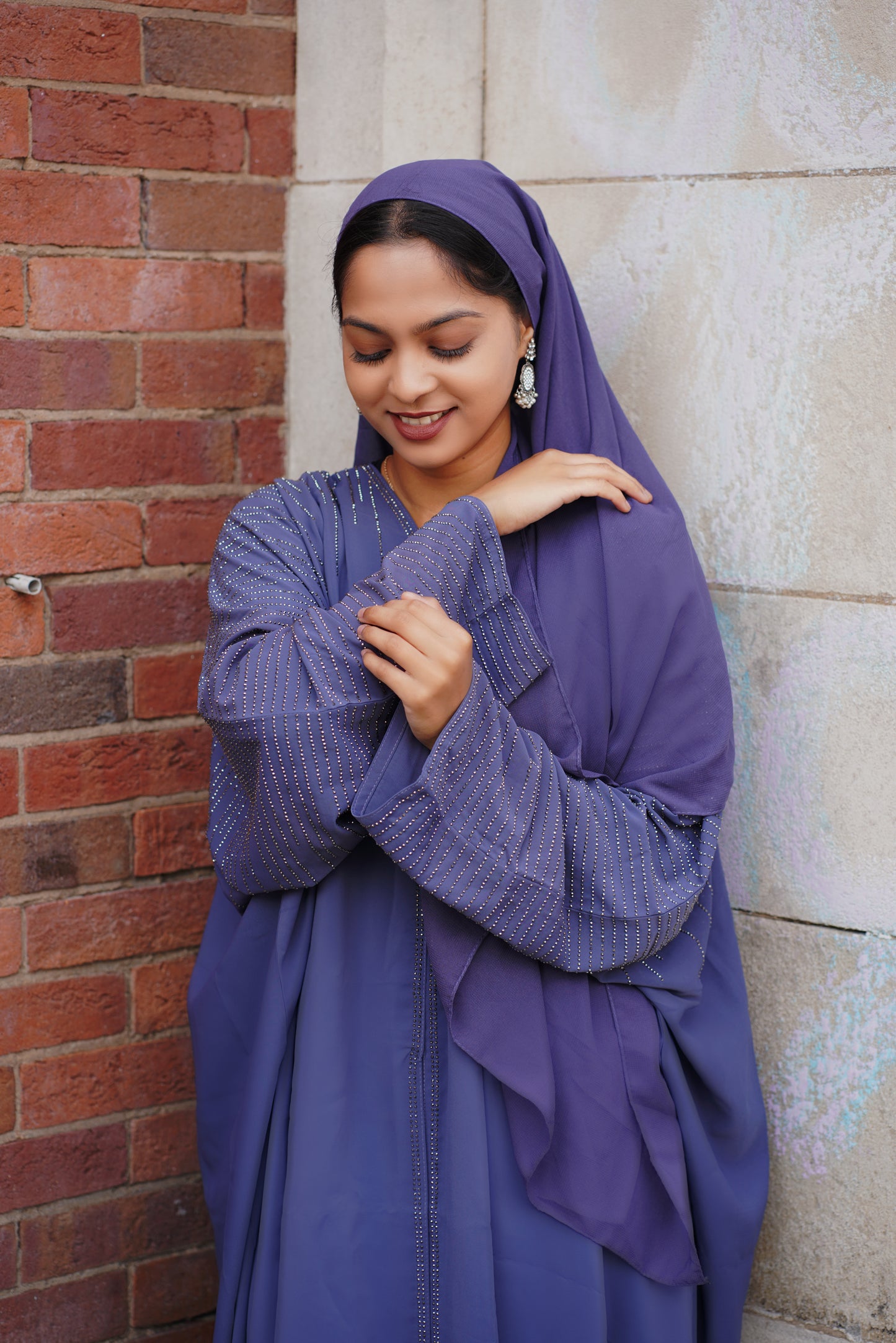 Lavender Embellished Sleeve Closed Abaya