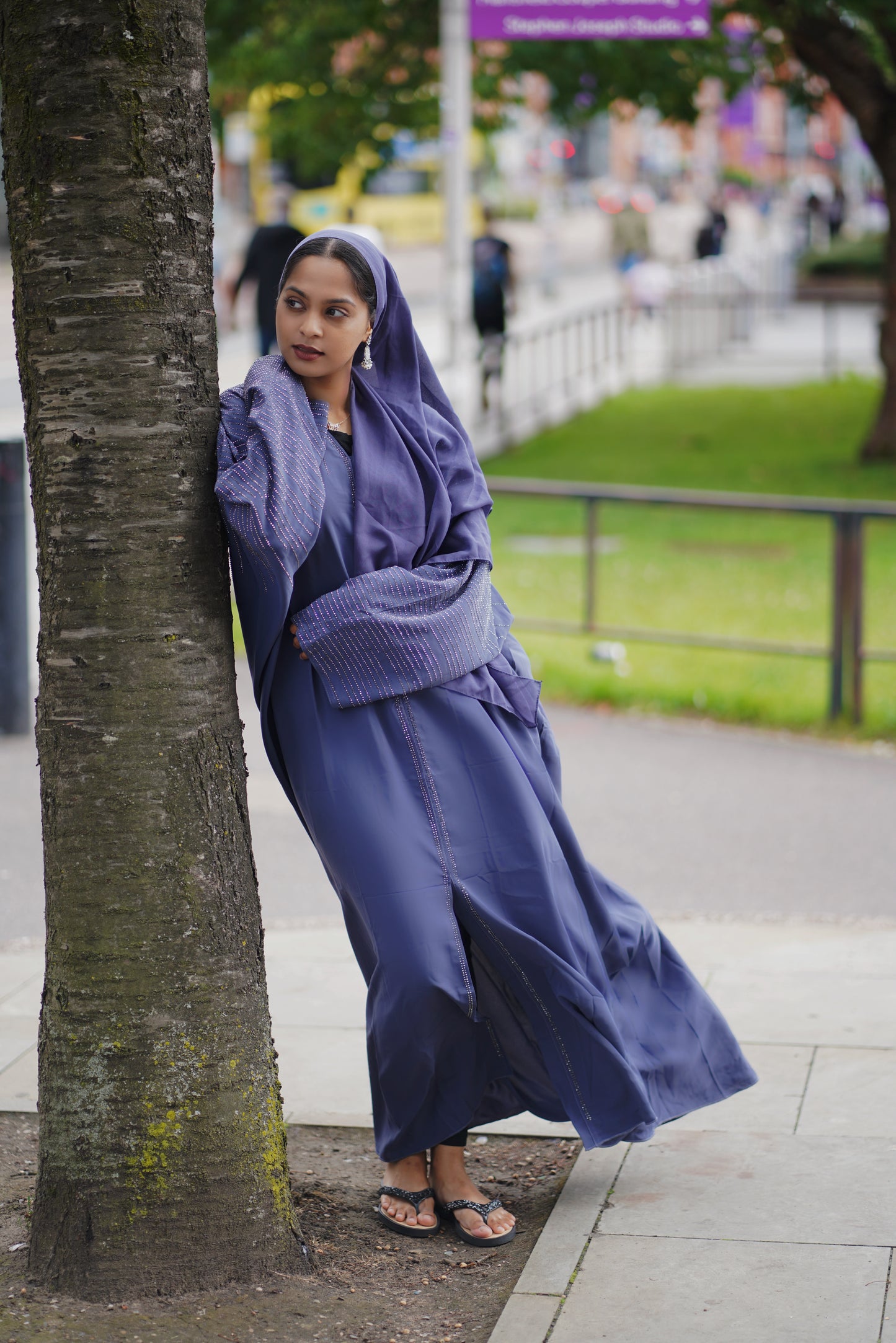 Lavender Embellished Sleeve Closed Abaya