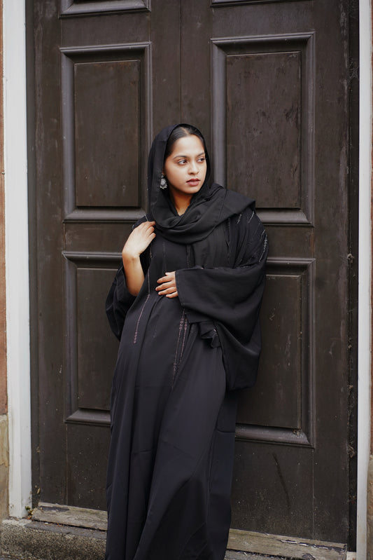 Black Crystal-Striped Closed Abaya